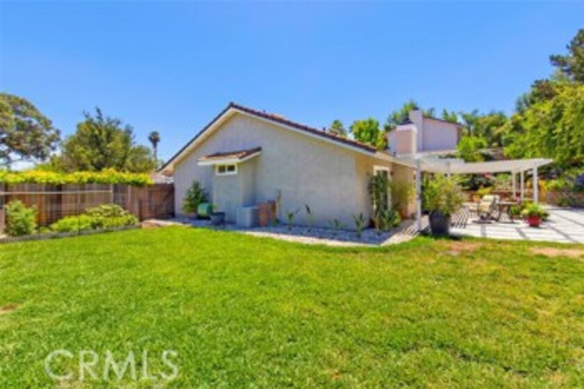 41739 Asteroid Way Photo